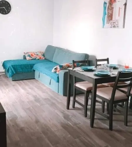 شقة Canary Breakout *